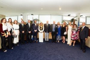 H.S.H. Prince Albert II surrounded by the “Greek American Odyssey” teams: Mrs. Sophia Vaharis Tsouvelekakis- President of the Hellenic Community of Monaco and Mr. Timothy Molyneux- President of the American Club of the Riviera. Together with Greek, Cypriot, American, Canadian members of both Clubs.