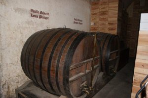 Cellars Of The Hôtel De Paris 01